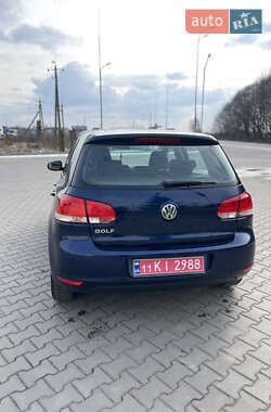 Хэтчбек Volkswagen Golf 2009 в Виннице