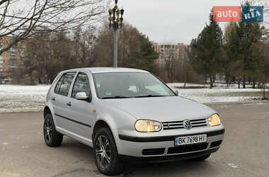 Хэтчбек Volkswagen Golf 1998 в Ровно