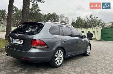 Универсал Volkswagen Golf 2010 в Львове