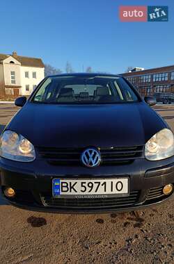 Хетчбек Volkswagen Golf 2006 в Здолбуніві