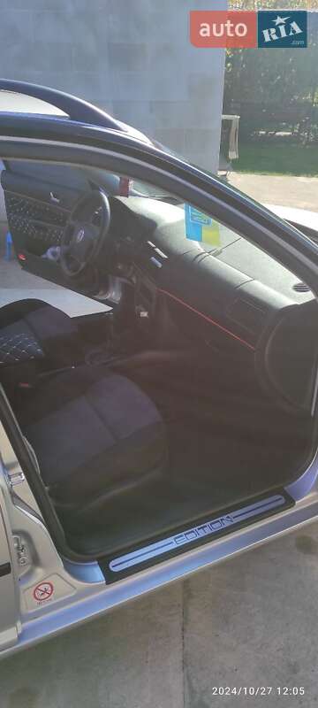 Универсал Volkswagen Golf 2000 в 