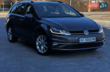 Універсал Volkswagen Golf 2018 в 