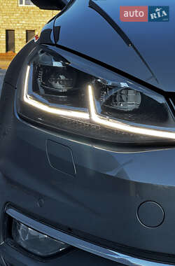 Універсал Volkswagen Golf 2018 в 