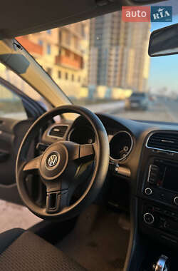 Volkswagen Golf 2011