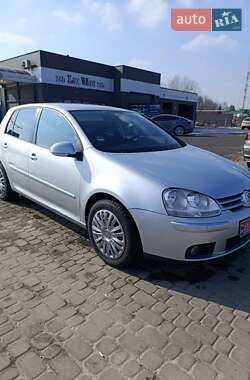 Хэтчбек Volkswagen Golf 2008 в Луцке