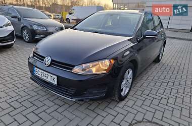 Хэтчбек Volkswagen Golf 2017 в 