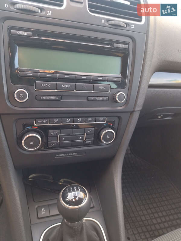 Универсал Volkswagen Golf 2011 в Хмельницком