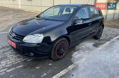 Хэтчбек Volkswagen Golf 2007 в Луцке