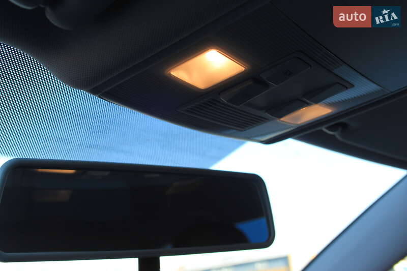 Універсал Volkswagen Golf 2015 в Вінниці