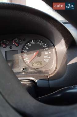 Універсал Volkswagen Golf 2001 в 