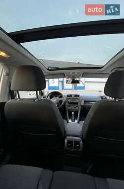 Универсал Volkswagen Golf 2012 в 