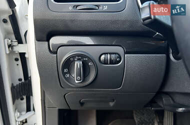 Универсал Volkswagen Golf 2012 в 