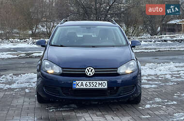 Універсал Volkswagen Golf 2010 в Києві