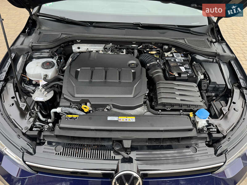 Универсал Volkswagen Golf 2021 в Сваляве