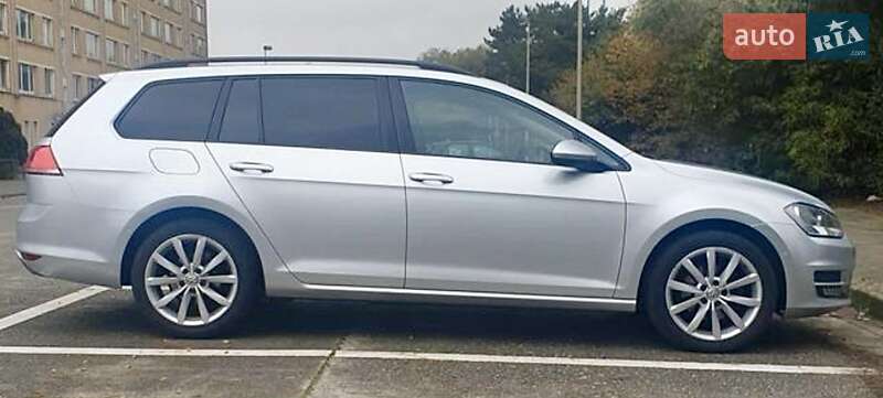 Универсал Volkswagen Golf 2016 в Ивано-Франковске