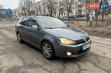 Універсал Volkswagen Golf 2012 в 