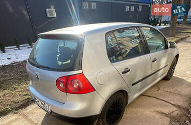 Хэтчбек Volkswagen Golf 2005 в Кропивницком