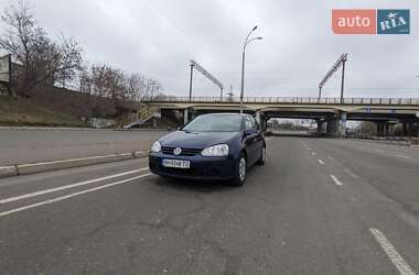 Хэтчбек Volkswagen Golf 2005 в Одессе