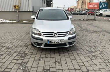 Хетчбек Volkswagen Golf 2006 в Львові