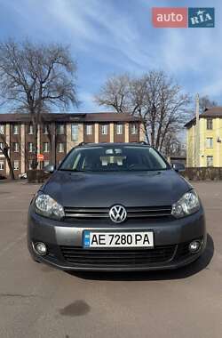 Универсал Volkswagen Golf 2011 в 