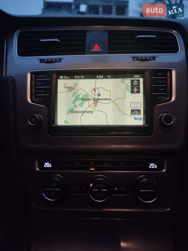 Универсал Volkswagen Golf 2016 в Ивано-Франковске