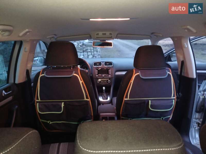 Універсал Volkswagen Golf 2013 в Хмільнику