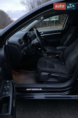Универсал Volkswagen Golf 2011 в 