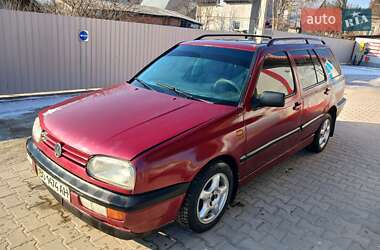 Универсал Volkswagen Golf 1995 в Монастыриске