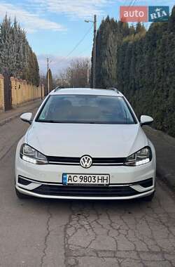 Универсал Volkswagen Golf 2019 в Луцке