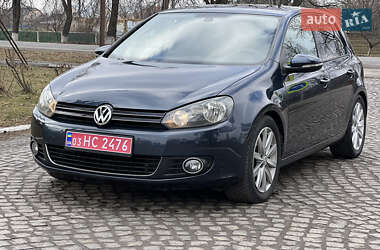 Хэтчбек Volkswagen Golf 2008 в Староконстантинове