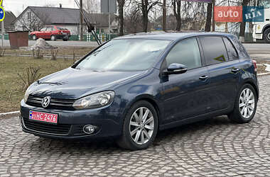 Хэтчбек Volkswagen Golf 2008 в Староконстантинове