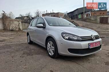 Хэтчбек Volkswagen Golf 2009 в Чернигове