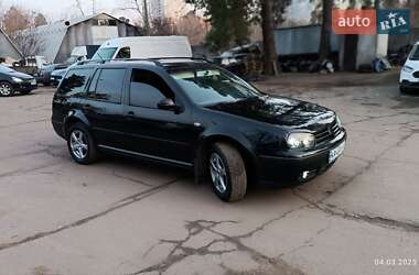 Універсал Volkswagen Golf 2000 в Києві