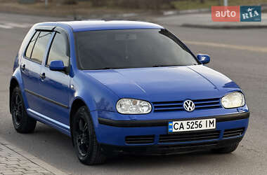 Хэтчбек Volkswagen Golf 2001 в Черкассах