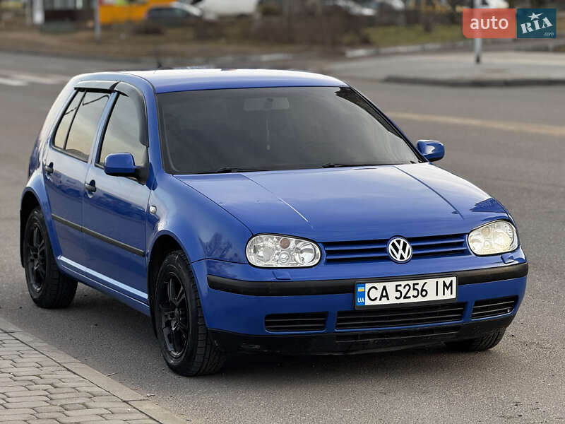 Volkswagen Golf 2001