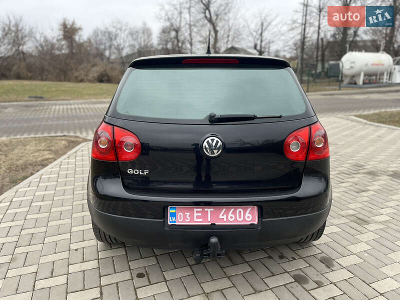 Хетчбек Volkswagen Golf 2007 в Старокостянтинові