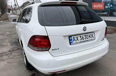 Універсал Volkswagen Golf 2011 в Харкові
