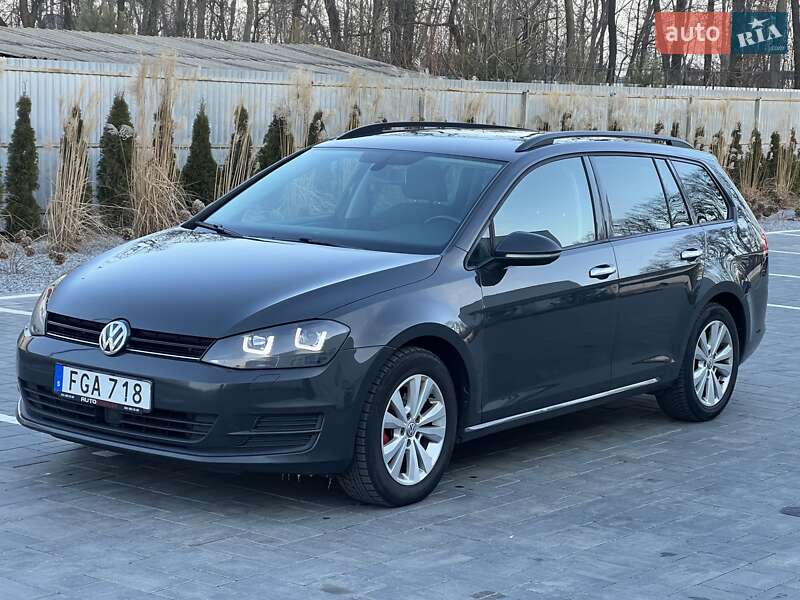 Универсал Volkswagen Golf 2014 в Луцке