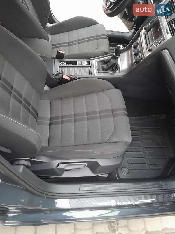 Універсал Volkswagen Golf 2015 в Львові