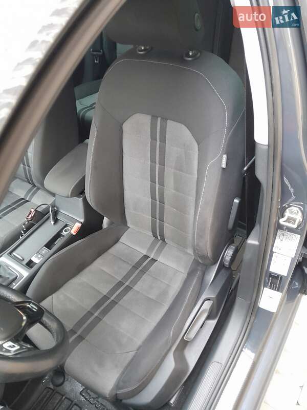 Універсал Volkswagen Golf 2015 в Львові