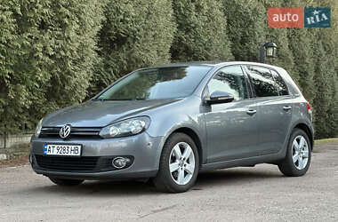 Хетчбек Volkswagen Golf 2010 в Калуші