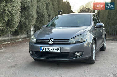 Хетчбек Volkswagen Golf 2010 в Калуші