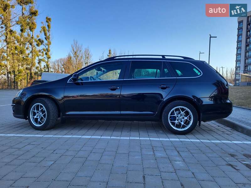 Универсал Volkswagen Golf 2007 в Луцке