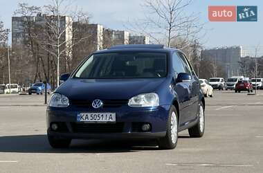 Хетчбек Volkswagen Golf 2007 в Києві