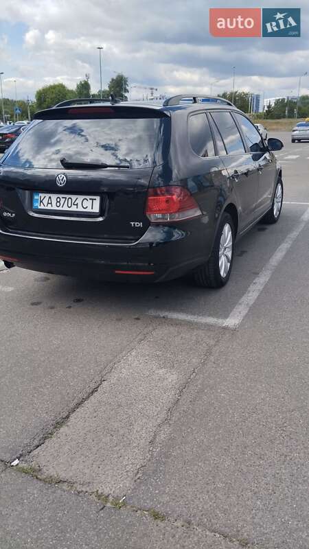 Универсал Volkswagen Golf 2011 в Киеве
