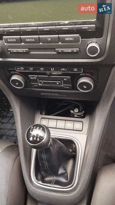 Универсал Volkswagen Golf 2011 в Киеве