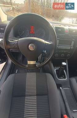 Хетчбек Volkswagen Golf 2008 в Козятині