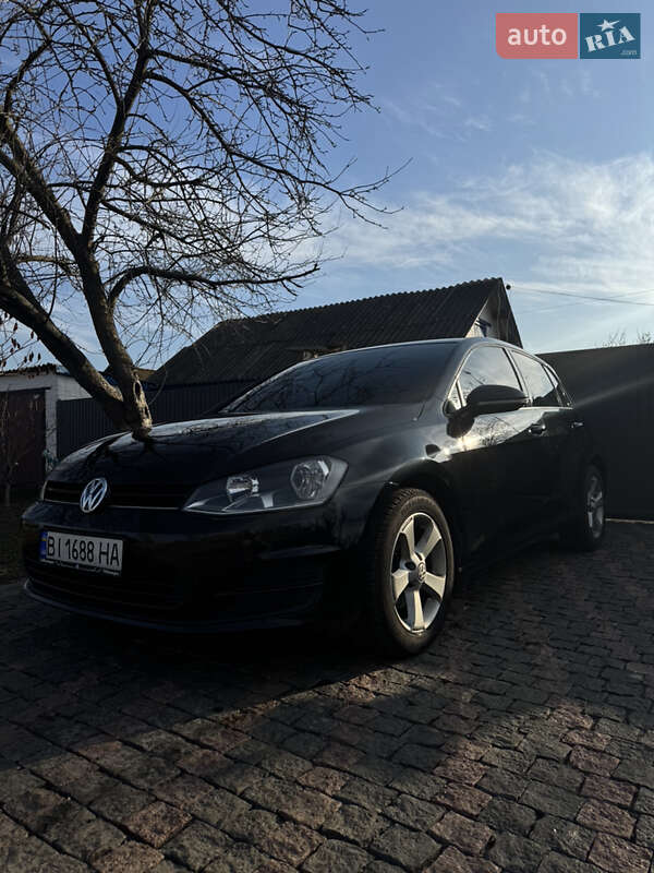 Хэтчбек Volkswagen Golf 2015 в Киеве фото 10 Хэтчбек Volkswagen Golf 2015 в Киеве