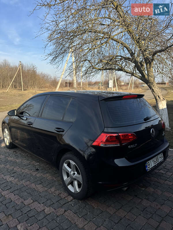 Хэтчбек Volkswagen Golf 2015 в Киеве фото 16 Хэтчбек Volkswagen Golf 2015 в Киеве