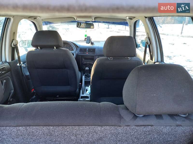 Хетчбек Volkswagen Golf 1998 в Полтаві